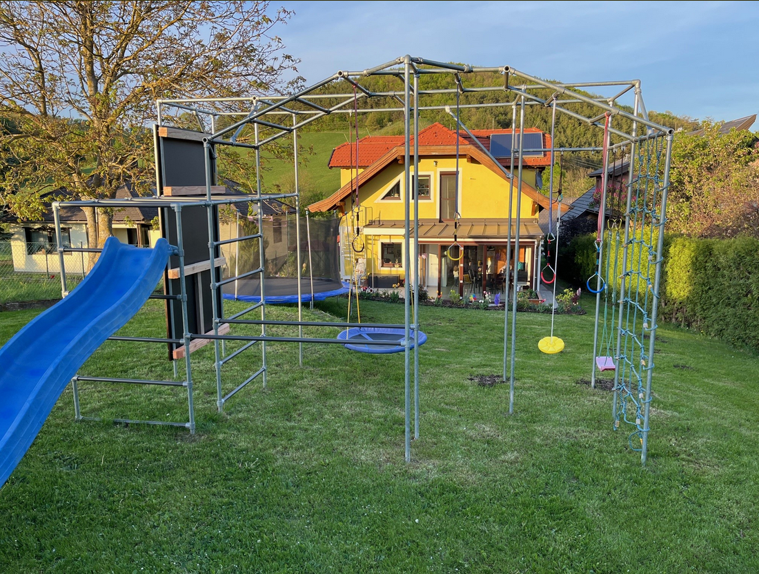 Cali-Cube-Maxi-Spielplatz-Klettergeruest